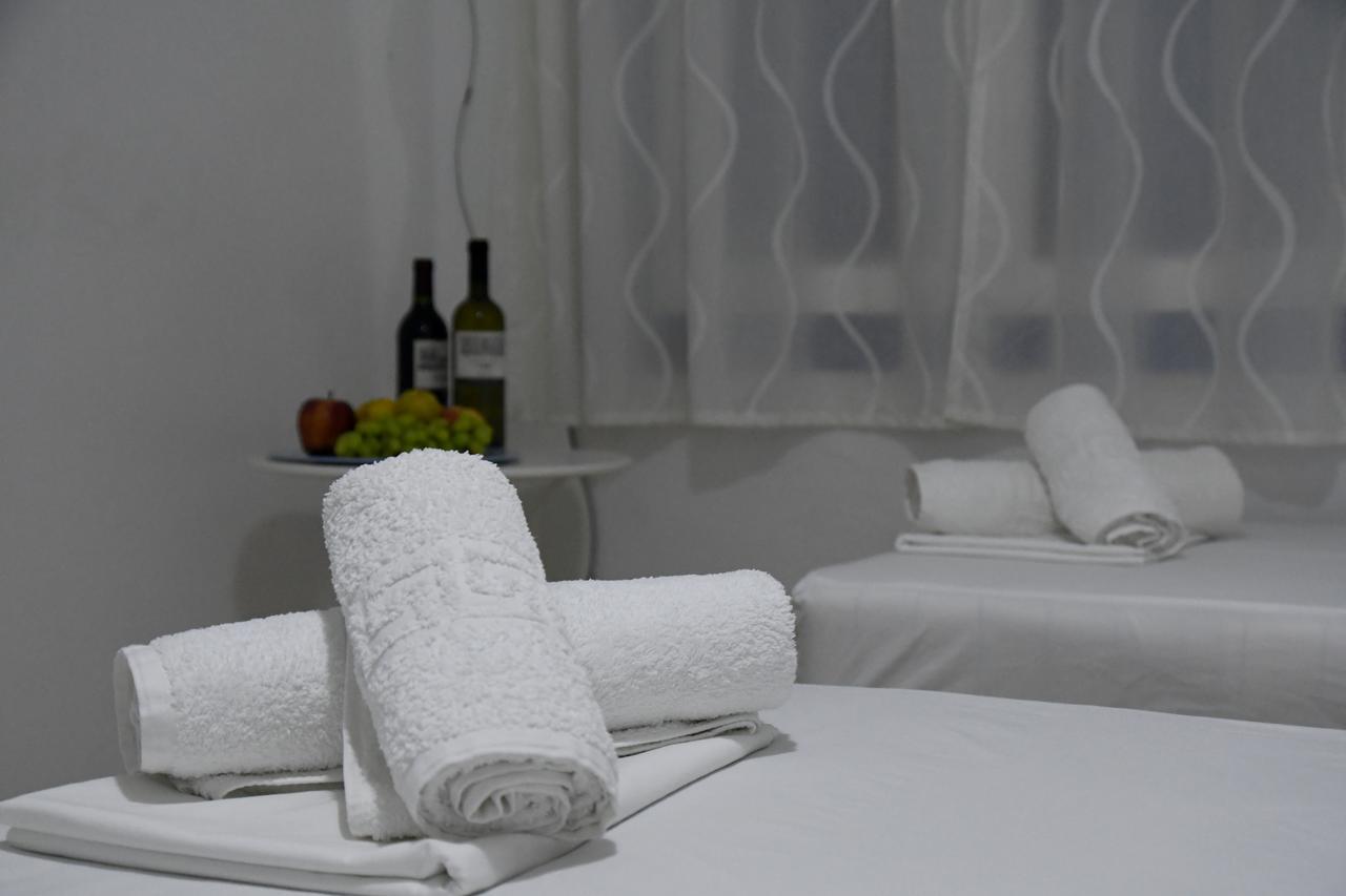 Mare Blue Ios Hotel ภายนอก รูปภาพ